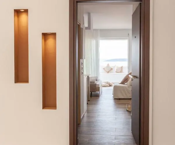 Elena's Sea View Apartman