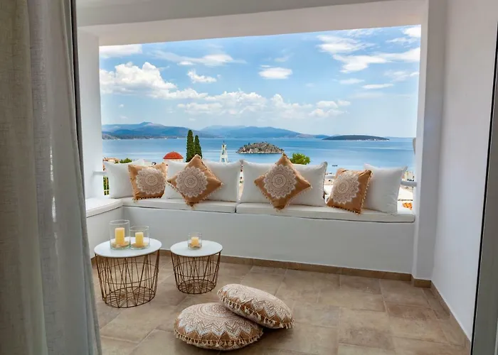 Elena's Sea View * Toló