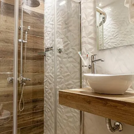 Elena's Sea View تولو