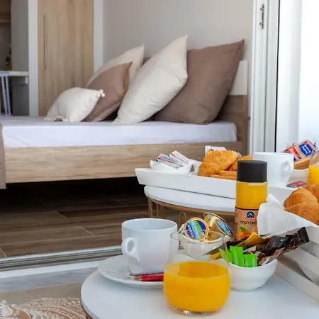 Elena's Sea View شقة تولو